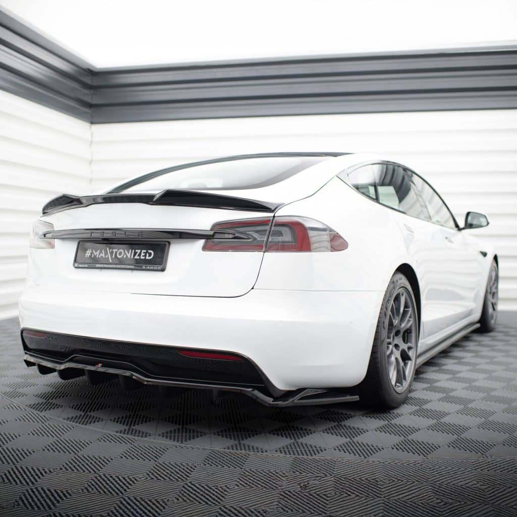 Maxton rear splitter en spoiler voor Model S