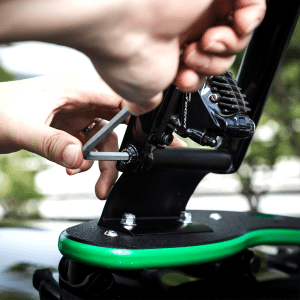 Thru axle fork mount