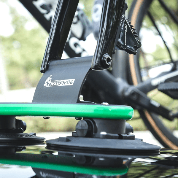 Thru axle fork mount
